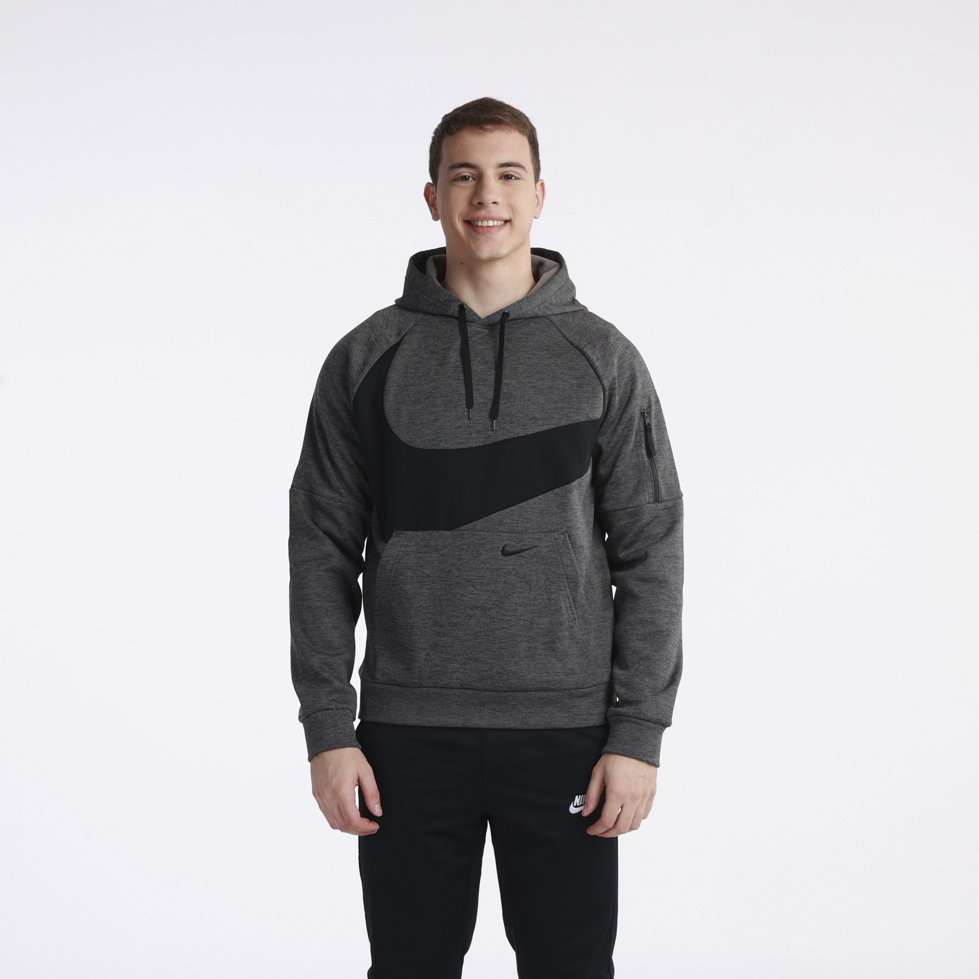 Nike Therma-Fit Swoosh