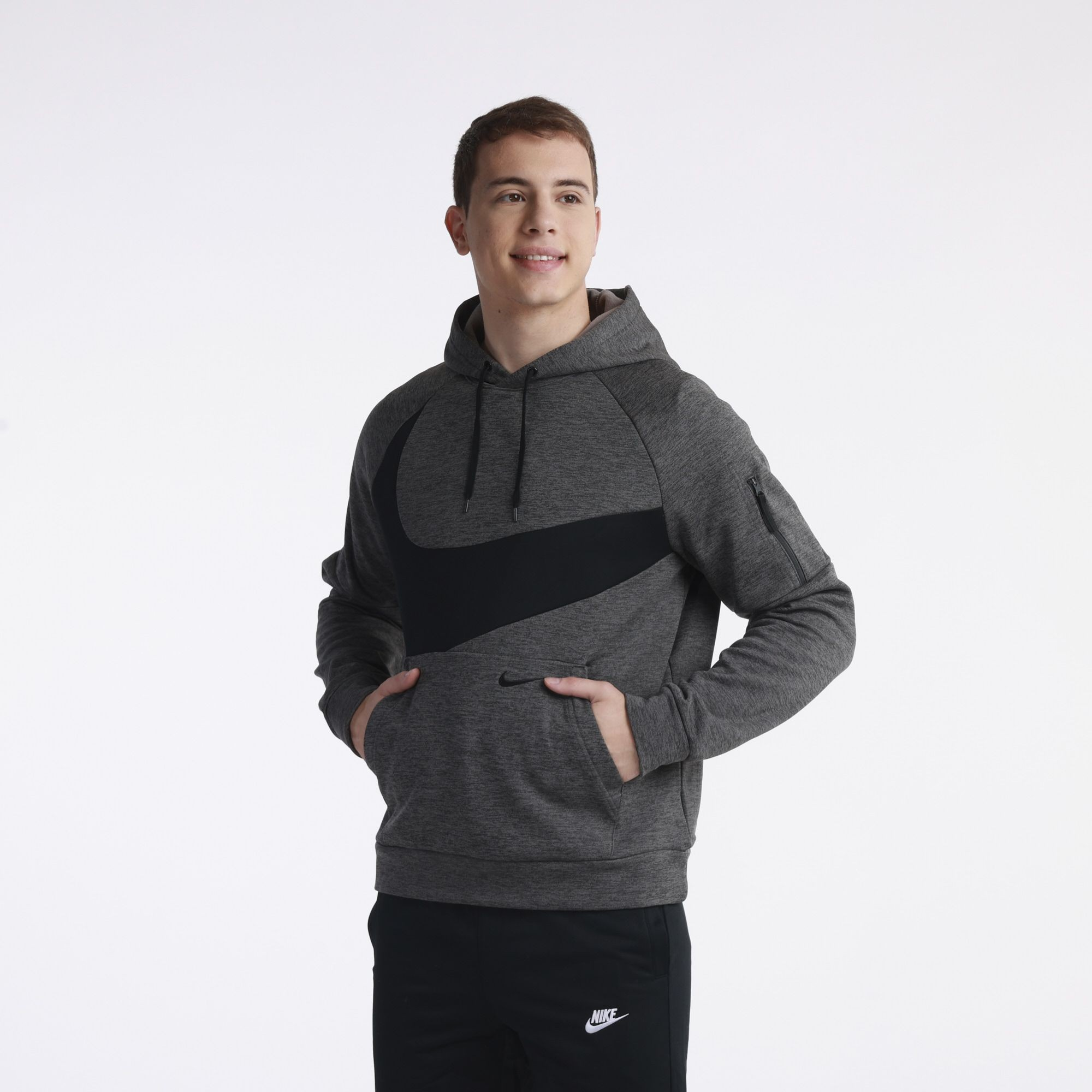Nike Therma-Fit Swoosh