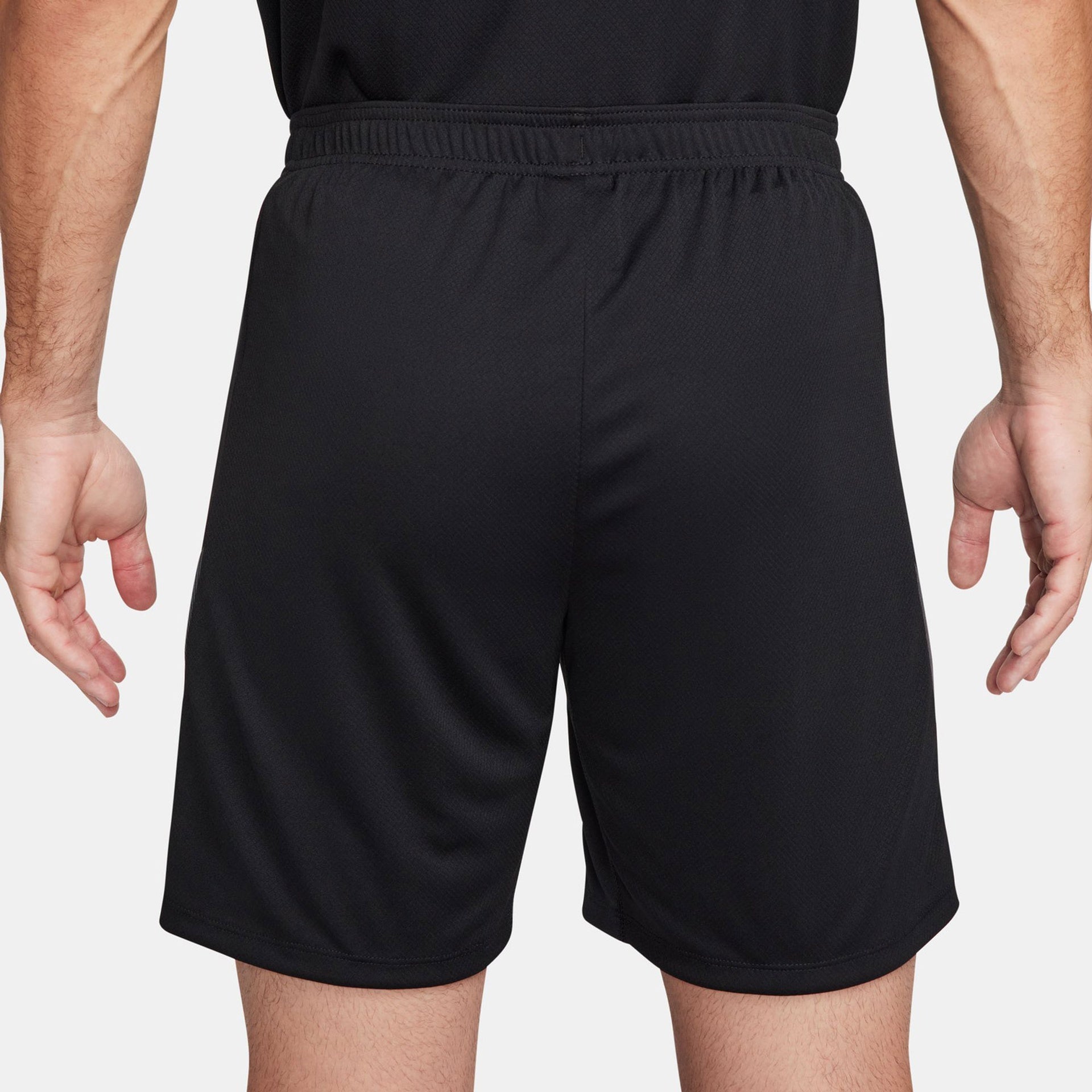 M Nk Df Strk Short Kz