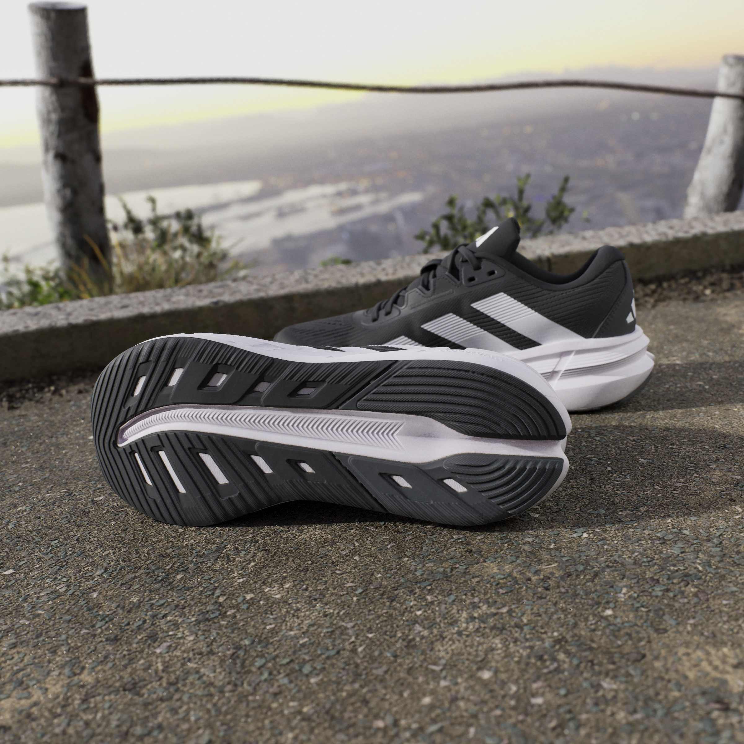 Questar 3 Running Shoes