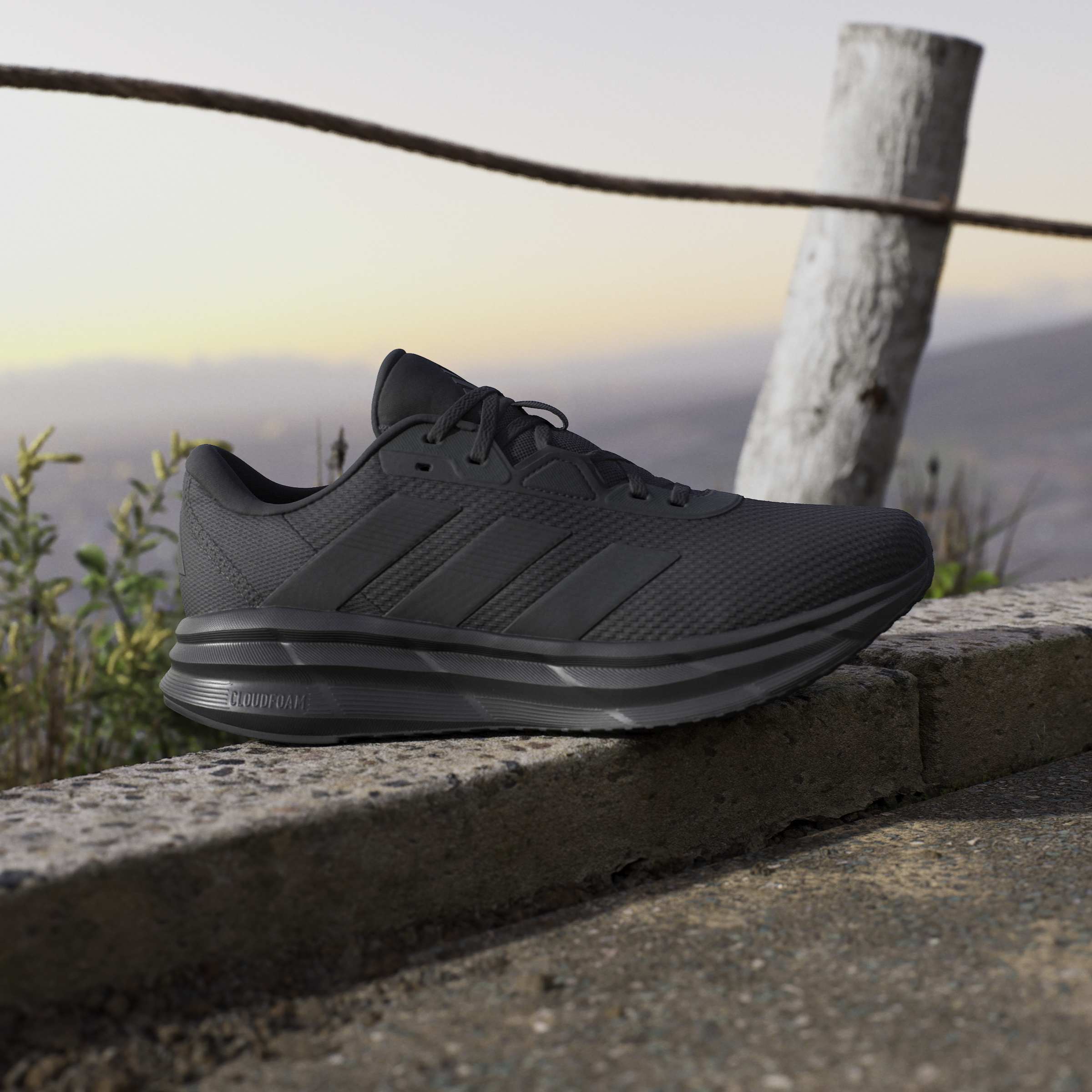 Galaxy 7 Running Shoes